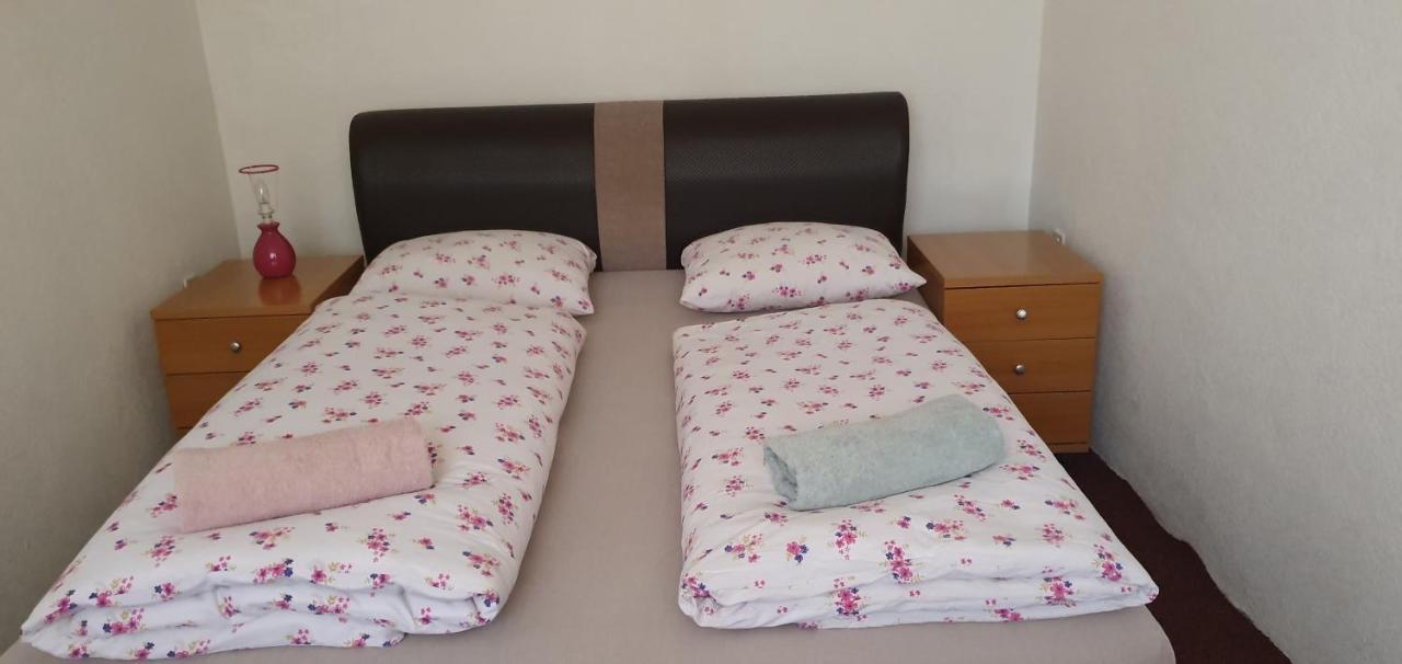Hostel T&M Zenica Ngoại thất bức ảnh